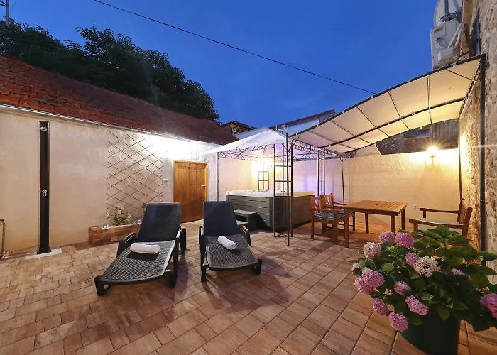 Feriehus House Cirrus Sukošan