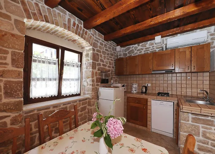 House Cirrus Vikendica *