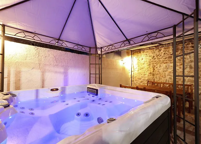 House Cirrus Sukosan